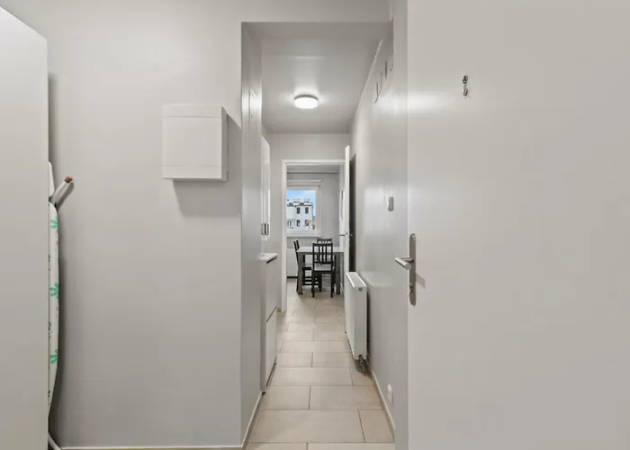 Apartment Perfect Location, 2 Min To Main Station, Long Term Vienna